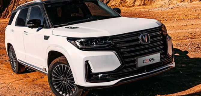 В нашей стране начался приём предварительных заказов на кроссоверы Changan CS95