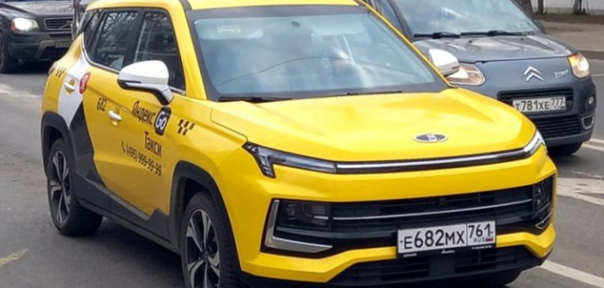 В «Яндекс.Такси» появились кроссоверы «Москвич 3»