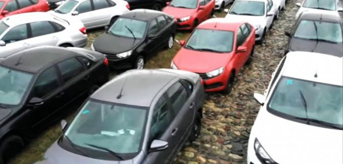 Вновь приостановлен выпуск Lada Granta