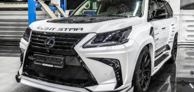 Установка тюнинг-обвеса на Лексус ЛХ570 2021 года