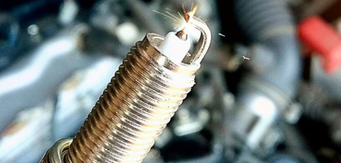 Одна из российских фирм начала производство современных свечей зажигания для бензомоторов