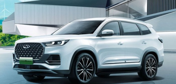 В нашей стране начались продажи гибридных кроссоверов Chery Tiggo 8 Pro e+