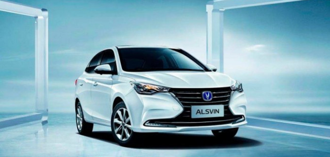 Объявлены рублёвые цены на седаны Changan Alsvin