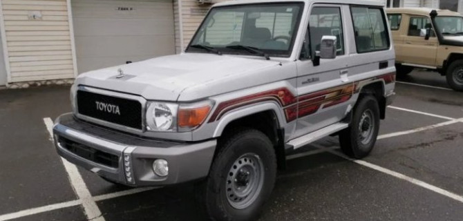 В нашей стране начали продавать одну из самых знаменитых моделей «Тойоты»