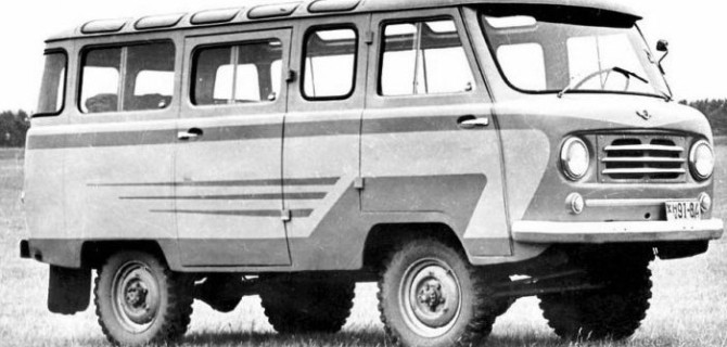 УАЗ готовит юбилейное исполнение культовой «Буханки»