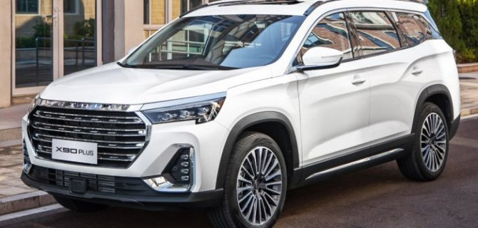 В России объявлено о скором старте реализации кроссоверов Jetour X90 Plus