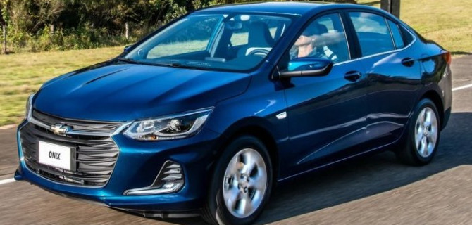 На авторынке нашей страны впервые появились седаны Chevrolet Onix