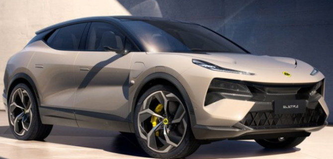 В нашей стране впервые появились электрокроссоверы Lotus Eletre S