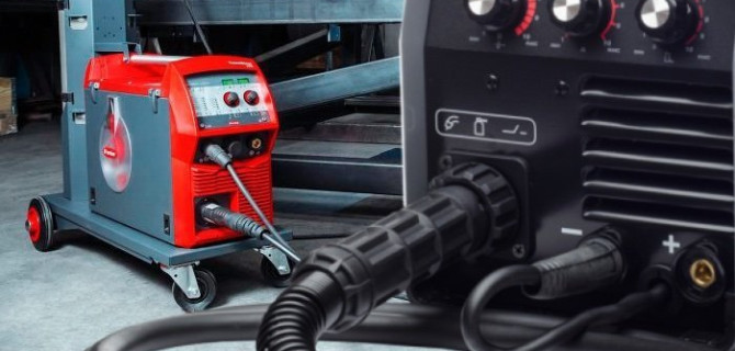 Для чего пригодятся в гараже сварочные полуавтоматы