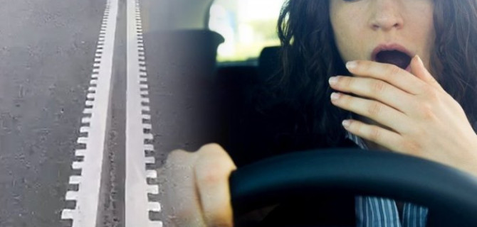 В Ленобласти проводят эксперимент с шумовой дорожной разметкой — чтобы будить уснувших водителей