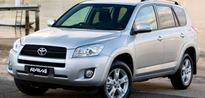 Названы лучшие кроссоверы, которые ни в чём не уступают Toyota RAV4