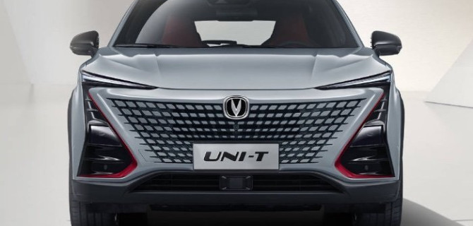 В России стартовали продажи нового кроссовера Changan UNI-T