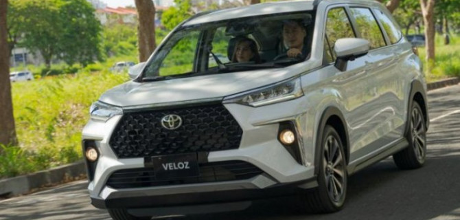 И так не очень известная в России Toyota Veloz может подорожать