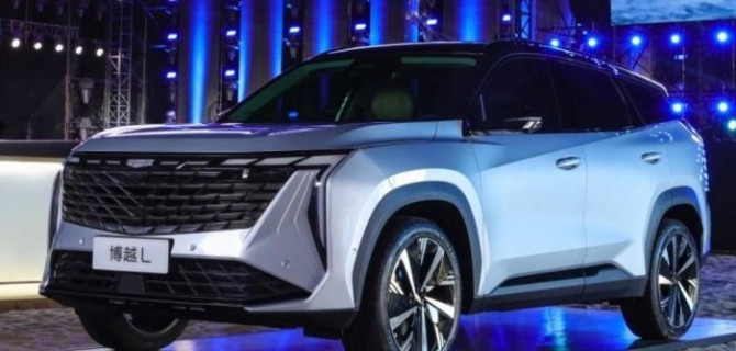 Новый Geely Atlas получил ОТТС — но дата старта продаж пока не сообщается
