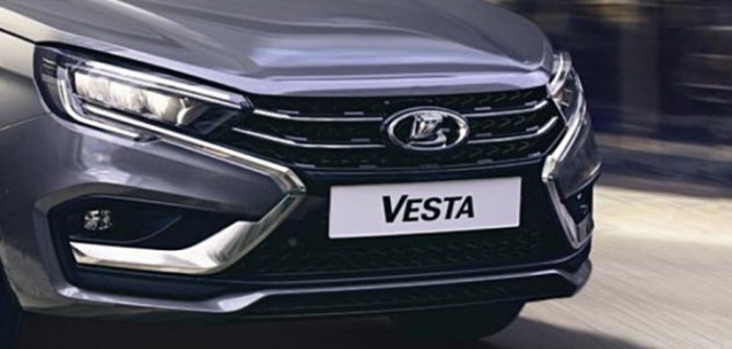«АвтоВАЗ» уменьшит производство Lada Vesta