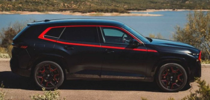 BMW XM Label мощностью 738 л.с. потерял красные полоски и 10 тысяч долларов в цене