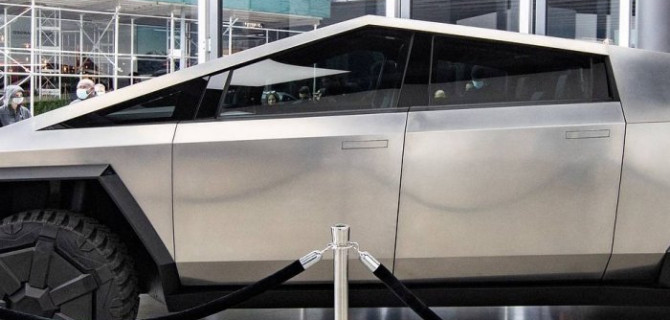 Пикап Cybertruck от Tesla наконец-то начали продавать и озвучили ценники