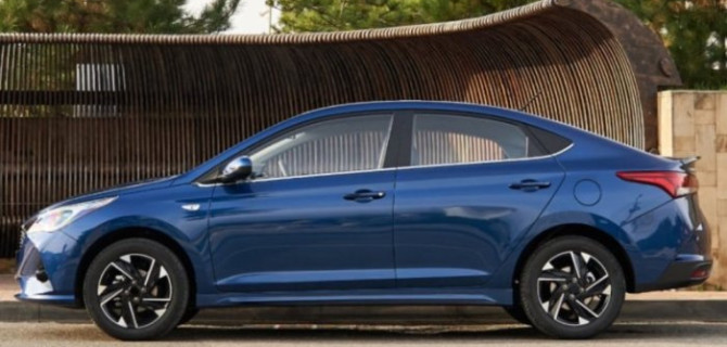 В России начнутся продажи автомобилей Solaris HS, Solaris HC, Solaris KRS и Solaris KRX