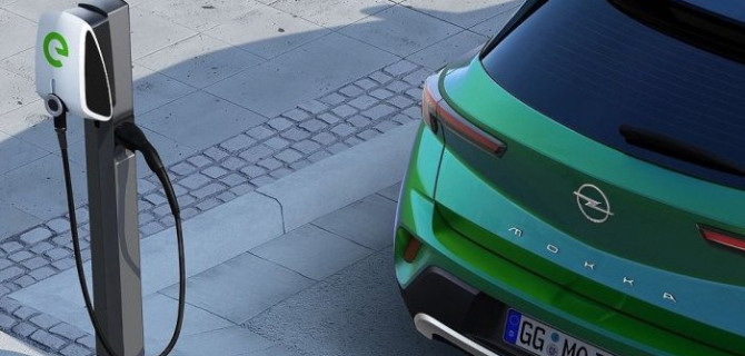 Британцы выбрали 3 самых плохих электрокара из 178 моделей