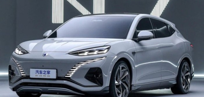 В России обнаружилась «параллельная» партия кроссоверов Denza N7 по цене более 7 млн рублей