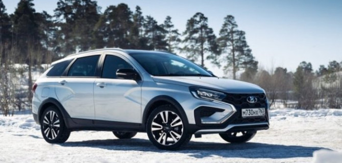 Эксперты оценили обновлённую Lada Vesta с CVT — есть, за что похвалить