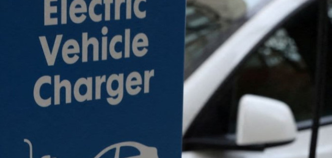 Смена повестки: в США вдруг поняли, почему автомобили с ДВС лучше