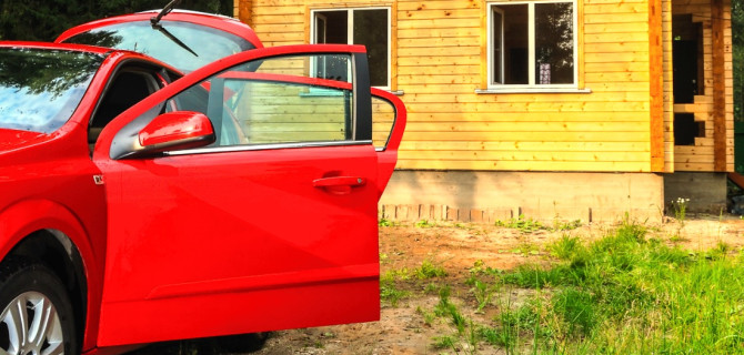 Автомобиль на даче