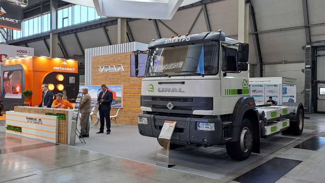Автозавод «Урал» представил новую грузовую модульную электроплатформу Электрический УРАЛ