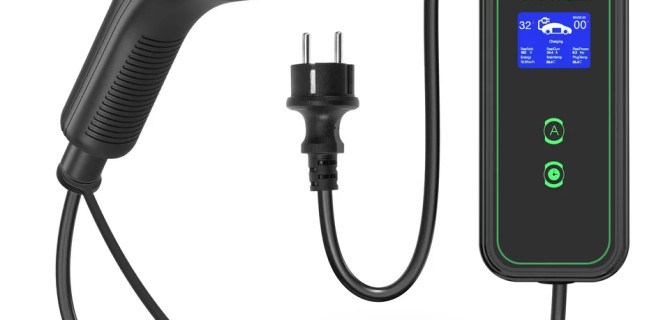 Энергия в Движении: Как Зарядные Станции Расширяют Возможности Электротранспорта