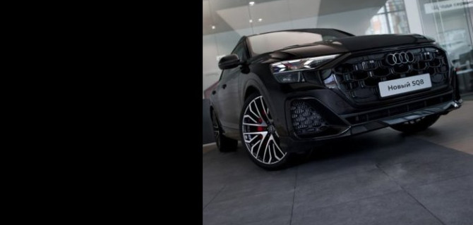 Рестайлинговый Audi SQ8 и флагманский седан Audi S8 представлены в Автодом Ауди Таганка