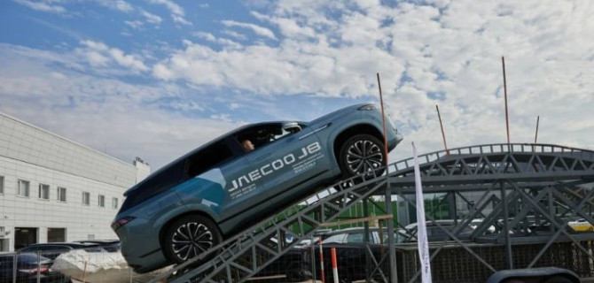 В OMODA | JAECOO АВТОДОМ Внуково прошел тест-драйв кроcсоверов OMODA и JAECOO