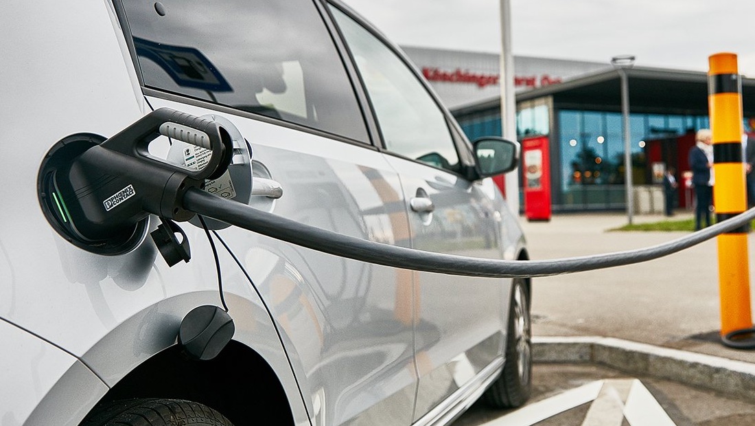 В США и Европе из-за электромобилей могут начать разрастаться города и закончиться земля электромобили