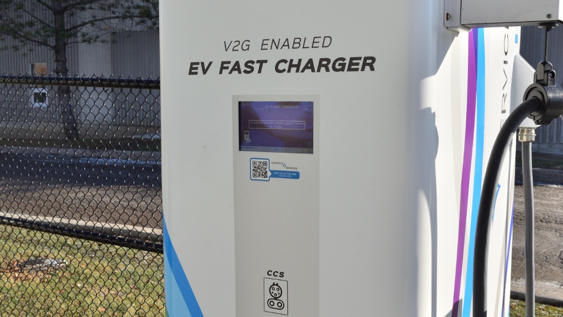 Топ-9 основных технологий, способствующих переходу на электромобили V2G