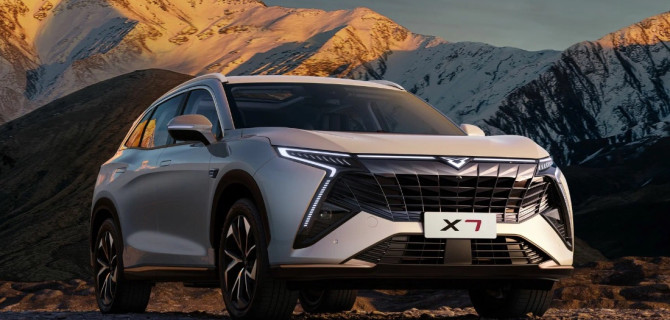 1 Kaiyi X7 Kunlun горы