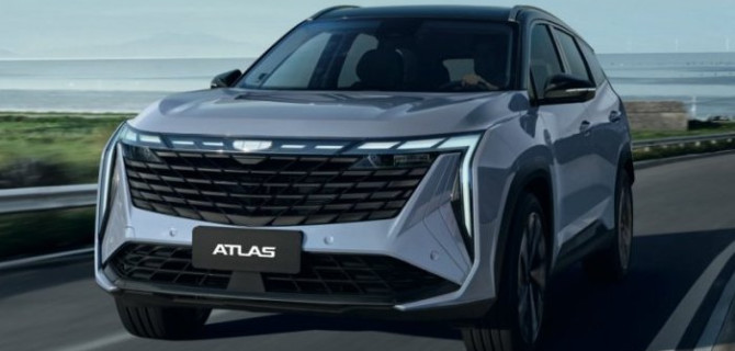 Кроссовер Geely Atlas получил престижную премию от портала Авто.ру