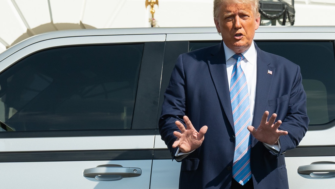 Дональд Трамп против электромобилей: что ждёт мировой автопром после разворота американской власти электромобили в США