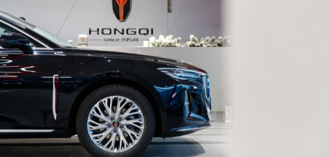 Бренд HONGQI, представленный в HONGQI АВТОДОМ Восток, подвел итоги 2024 года и анонсировал новинки в 2025 году