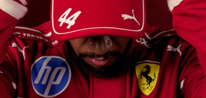 Льюис Хэмилтон