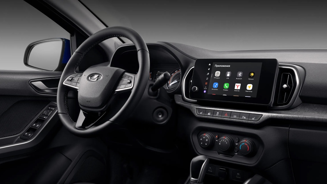 «АвтоВАЗ» выделил Lada Granta ещё 7 лет жизни — несмотря на презентацию модели, которая должна её заменить Lada Iskra интерьер