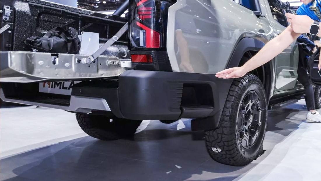 Chery объявила о выпуске пикапов под новым брендом — они не будут уступать кроссоверам по оснащению Chery Himla.