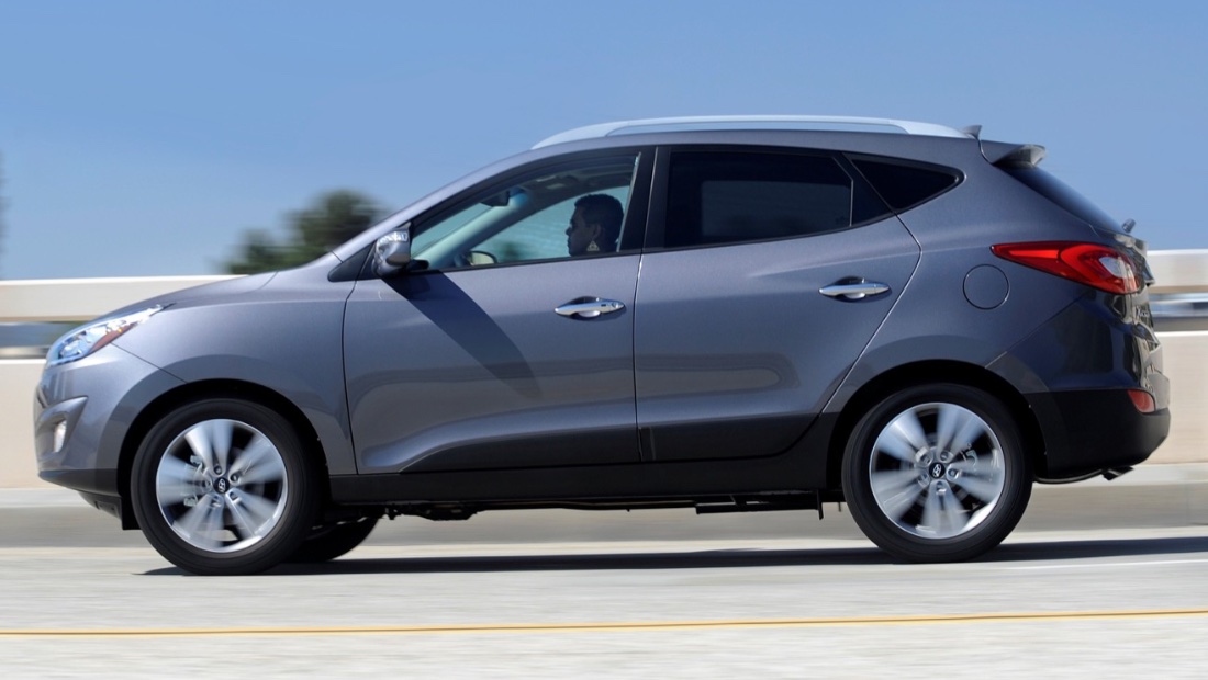 Топ подержанных легковых иномарок до 2 млн рублей — самые популярные в России 3 Hyundai Tucson 2015