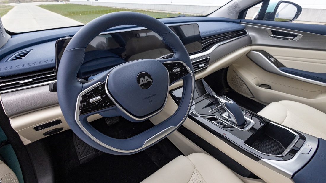 Электромобиль Amberauto A5 получил обновлённую версию Amberauto A5 салон