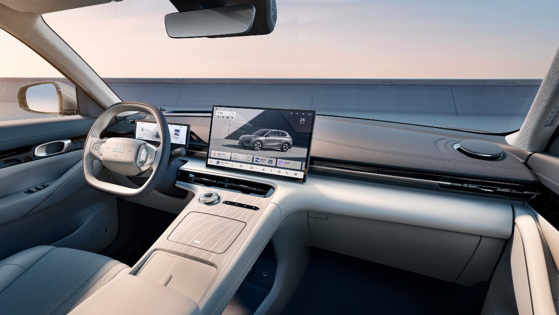 Geely представил новый флагманский кроссовер Galaxy M9 с ИИ на борту Geely Galaxy M9 AI Smart Cockpit