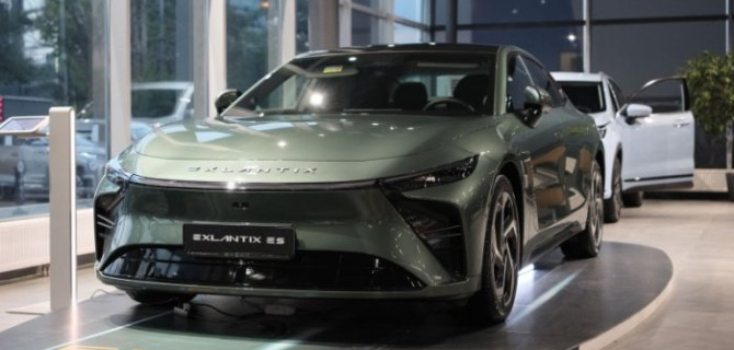 Новый стандарт комфорта: в EXEED Центр АвтоСпецЦентр Химки состоялась презентация нового эксклюзивного гибридного купе EXEED EXLANTIX ES