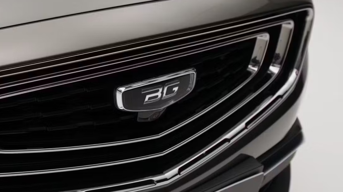 Почему в России растут продажи автомобилей Belgee Belgee шильдик