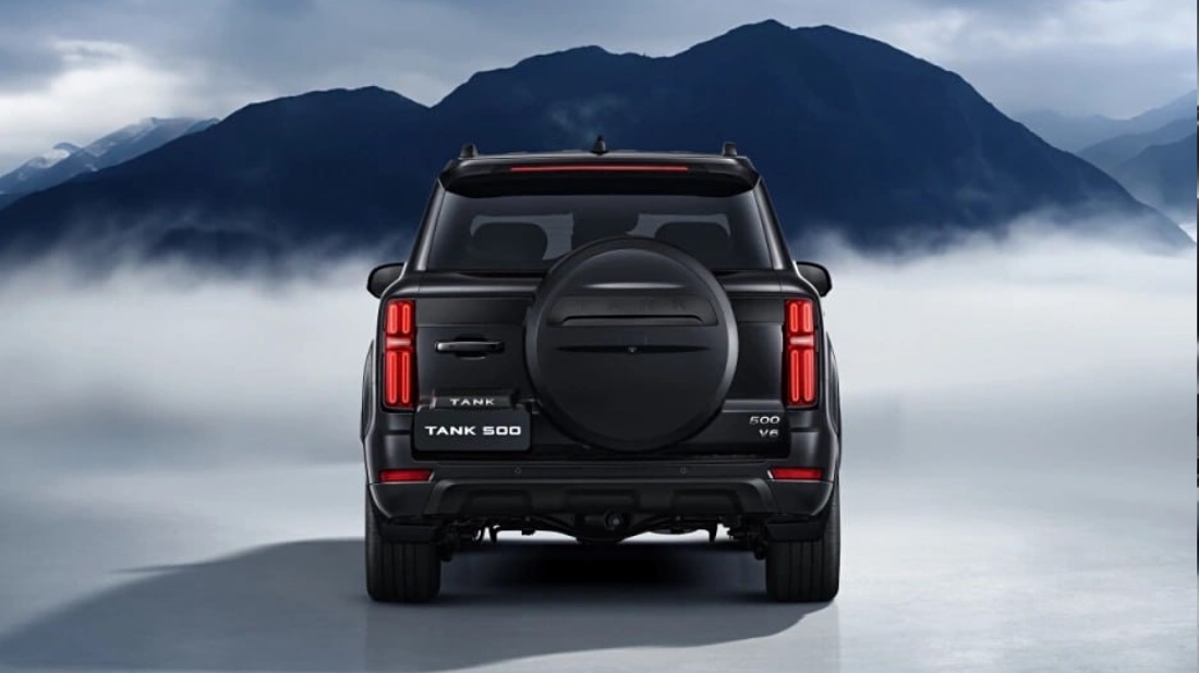 TANK 500 – настоящий флагманский внедорожник TANK 500 сзади