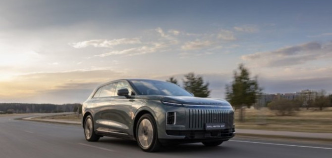 Гибридный кроссовер EXEED EXLANTIX ET набирает популярность среди покупателей EXEED Центра АВТОДОМ Стачек