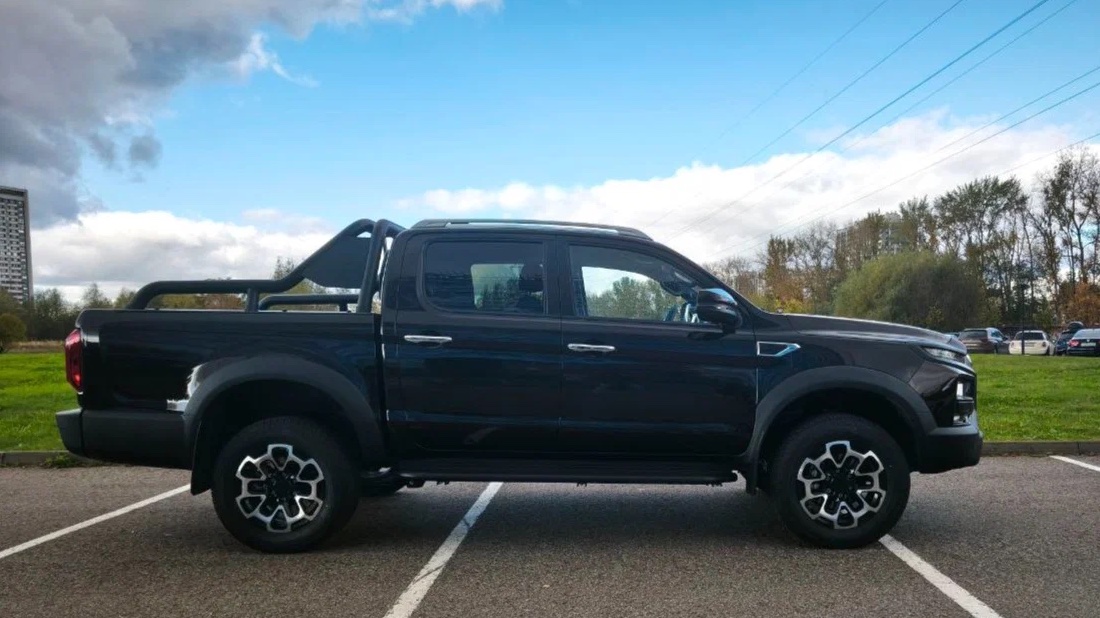 Новые рамные пикапы Sollers ST9 появились в продаже – цены и подробности Sollers ST9 профиль