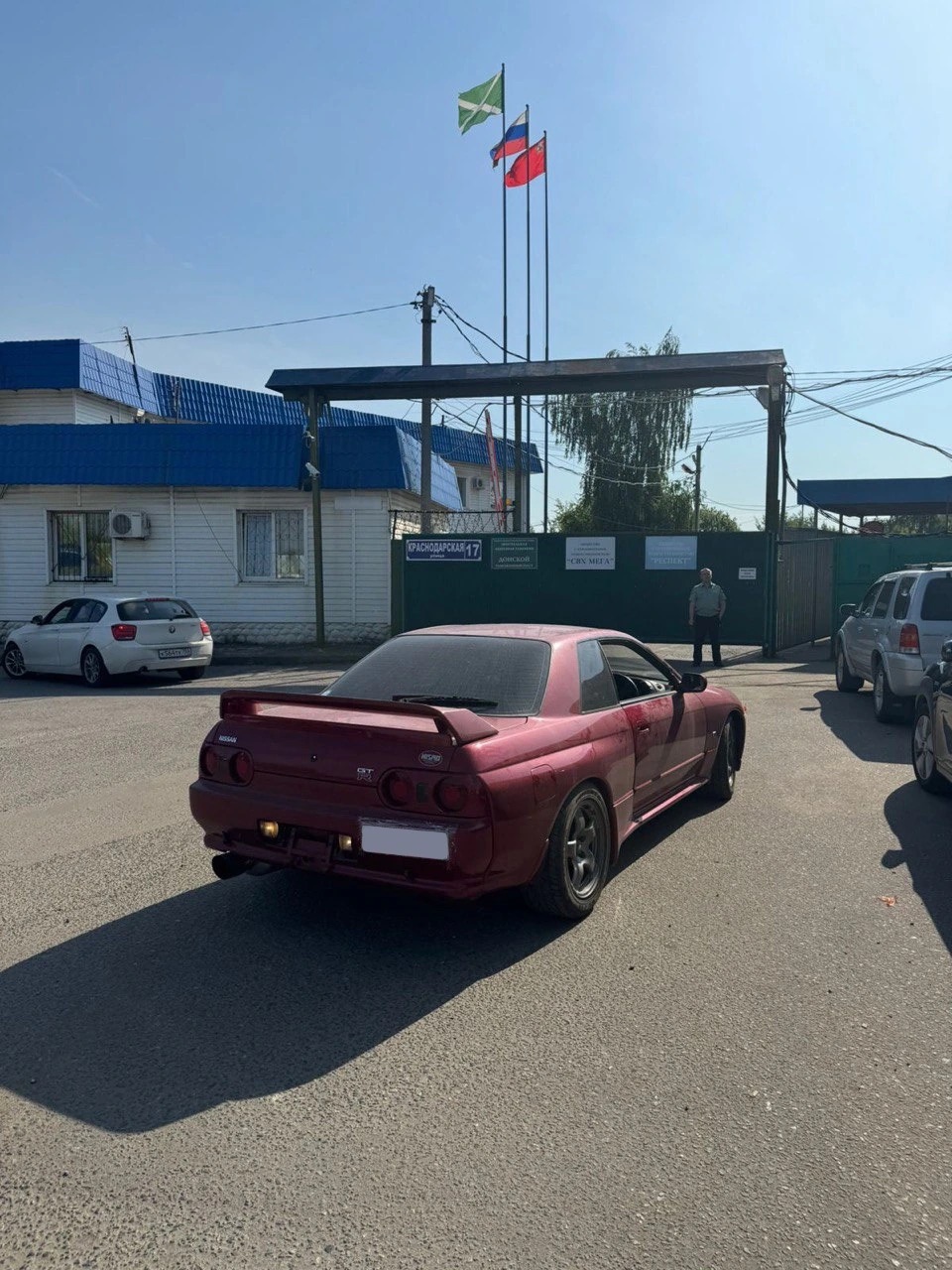 Nissan Skyline GT-R R32: Легендарный японский суперкар и его покупка на аукционах Японии Встреча автомобиля в России