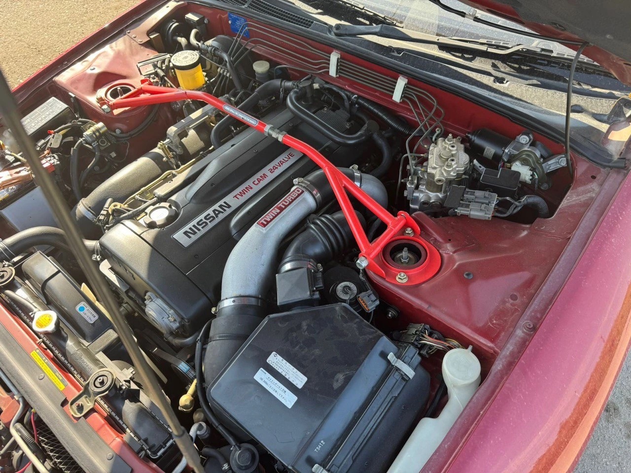 Nissan Skyline GT-R R32: Легендарный японский суперкар и его покупка на аукционах Японии Двигатель